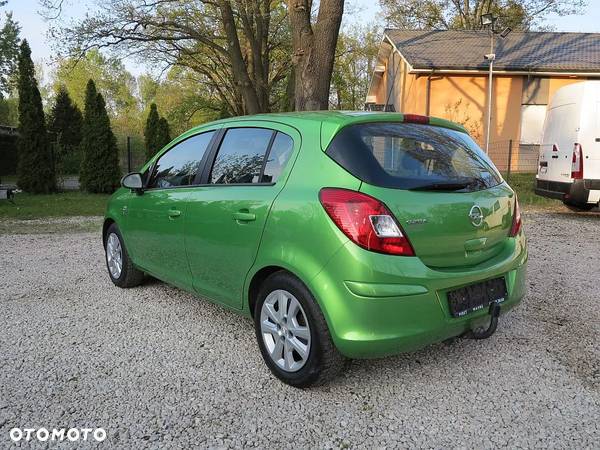 Opel Corsa 1.2 16V Edition 150 - 6