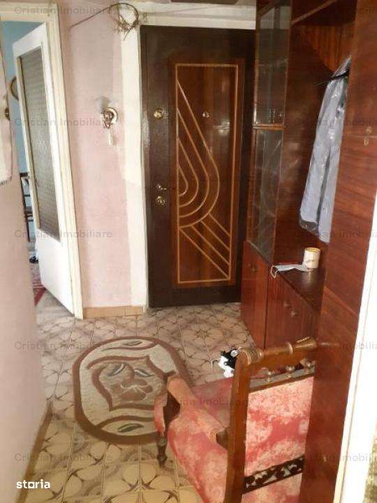 3 cam IEFTIN etaj 2 Confort 1 Gara- Autogara 67 mp - Imagine principală: 3/6