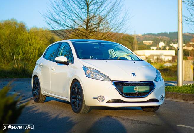 Peugeot 208 E-HDi 68 EGS5 Stop&Start Active - 3