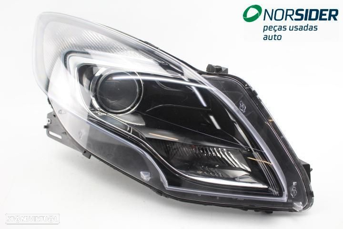 Farol direito Opel Zafira C|11-16 - 2