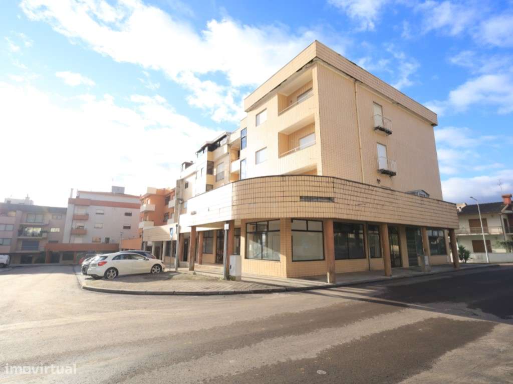 Apartamento T2 +1 | Felgueiras - Grande imagem: 2/32