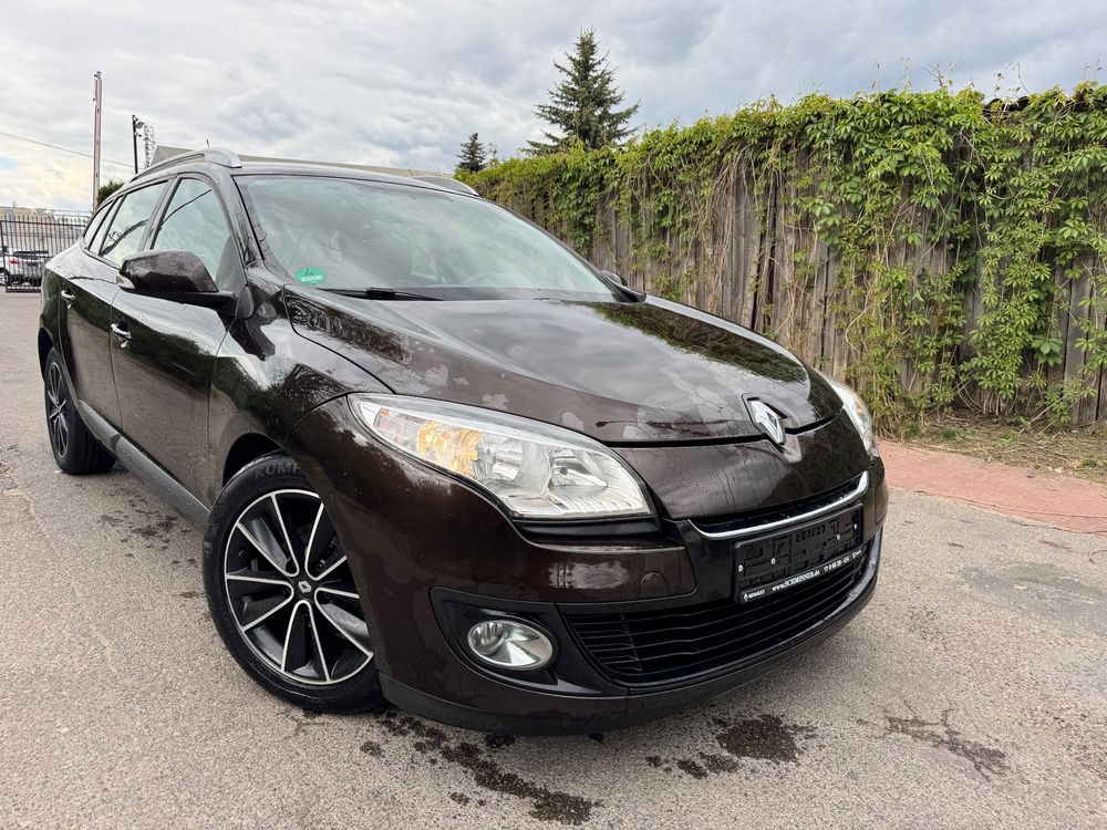 Renault Megane III 1.6 16V 100 J'taime 2013