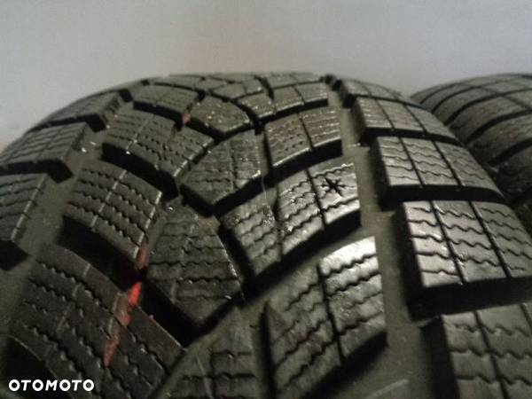 GOODYEAR ULTRAGRIP PERFORMANCE 225/55R19 99V - 3