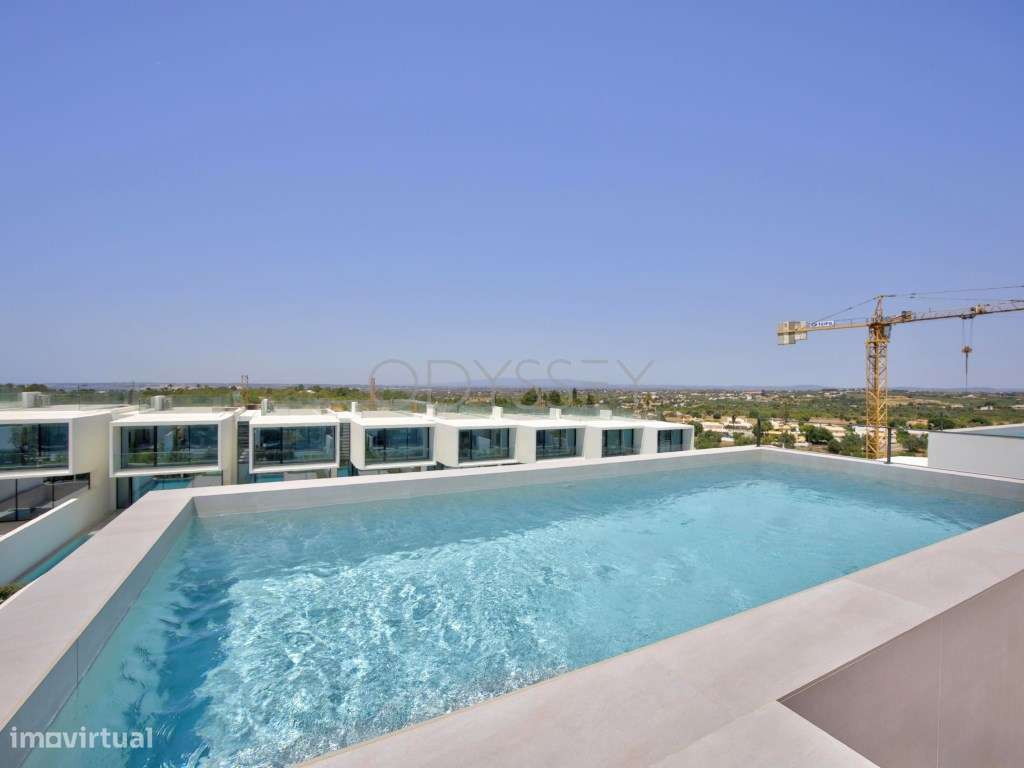 Penthouse Totalmente Mobilado com Piscina Privativa no Rooftop-31