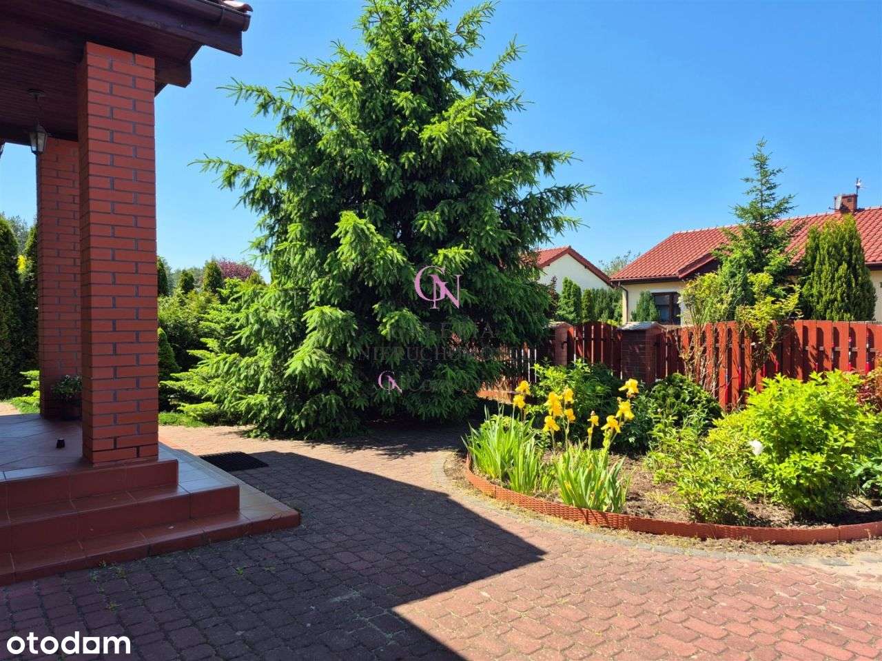 Zadbany, parterowy dom w otoczeniu lasu-8