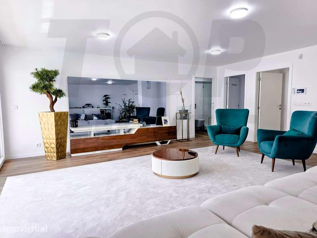 Moradia de Luxo V6 com Piscina, Terraço e Acabamentos de Alta Quali...-30