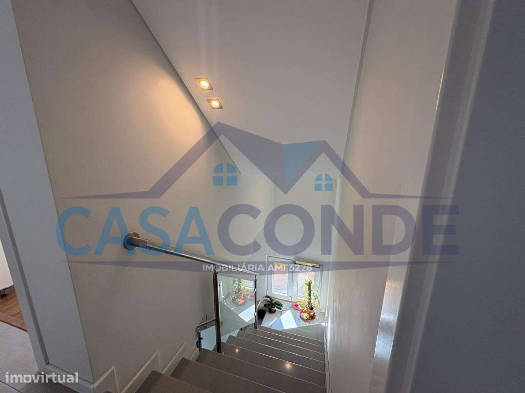 Moradia T3 Geminada com Excelentes Áreas - Quinta do Conde-11