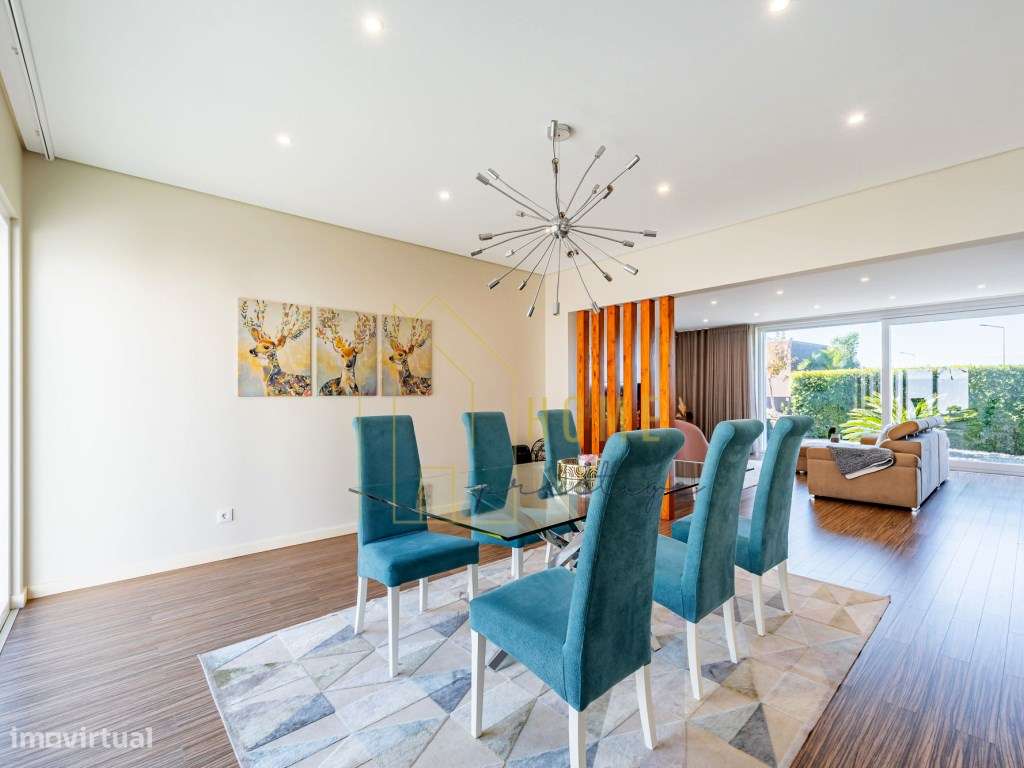 Moradia T4 na Urbanização Jardins de Santiago- Setúbal-10