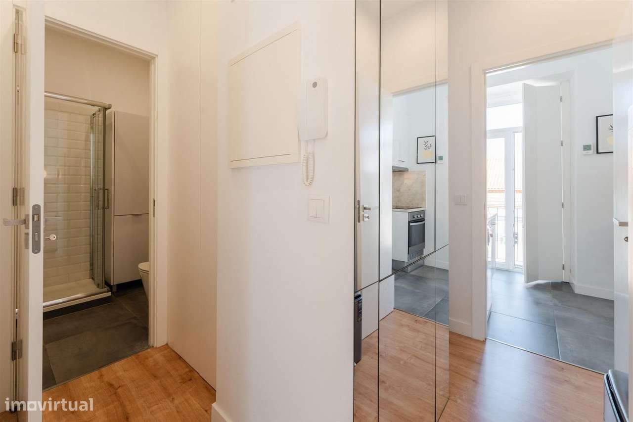 Apartamento Mobilado - Arroios - Grande imagem: 3/25