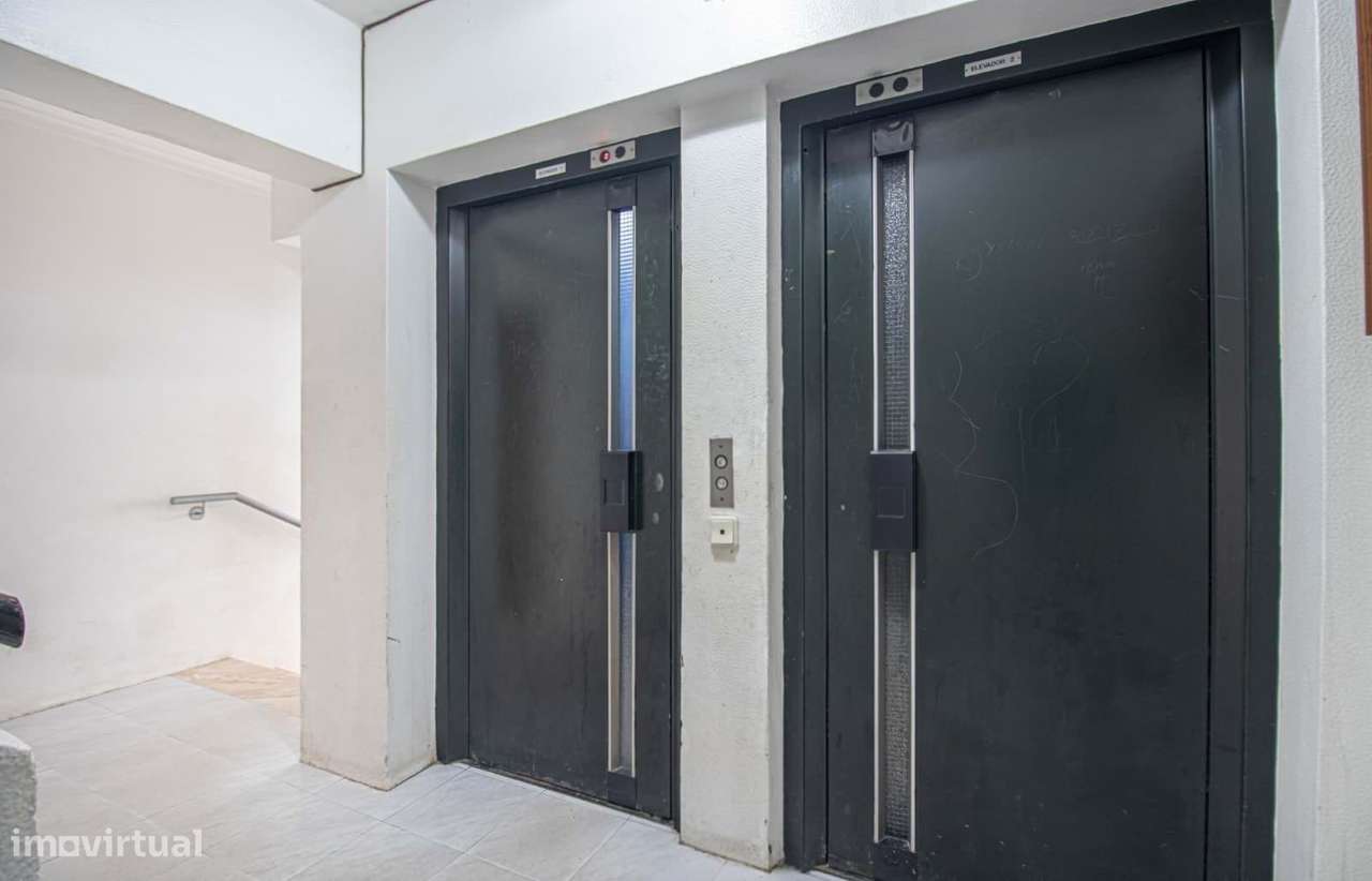 Onde o Seu Próximo Capítulo Começa – Apartamento T2 com Suíte | Rincho-23