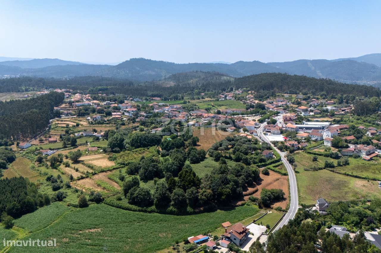 Terreno urbanizável com 15.430m2, em Freixo, Ponte de Lima - Grande imagem: 3/21