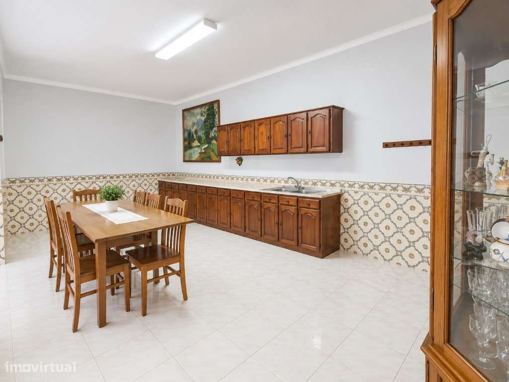 MORADIA 195 m² COM POTENCIAL PARA 2 HABITAÇÕES | PRÓXIMA DAS PRAIAS...-19