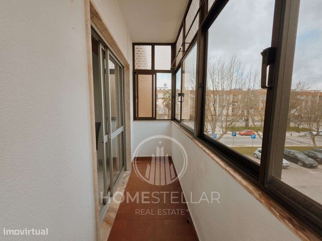 Apartamento T3 com varanda e arrecadação-14