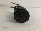 Compressor de ar condicionado Usado NISSAN ALMERA II (N16) / PRIMERA (P12) 2.2 d... - 2