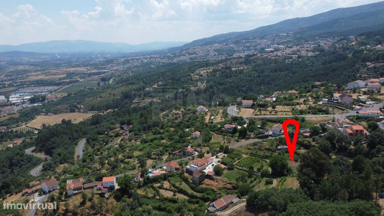 Terreno com 4.522 m² e Viabilidade de Construção - Vila do Carvalho-9
