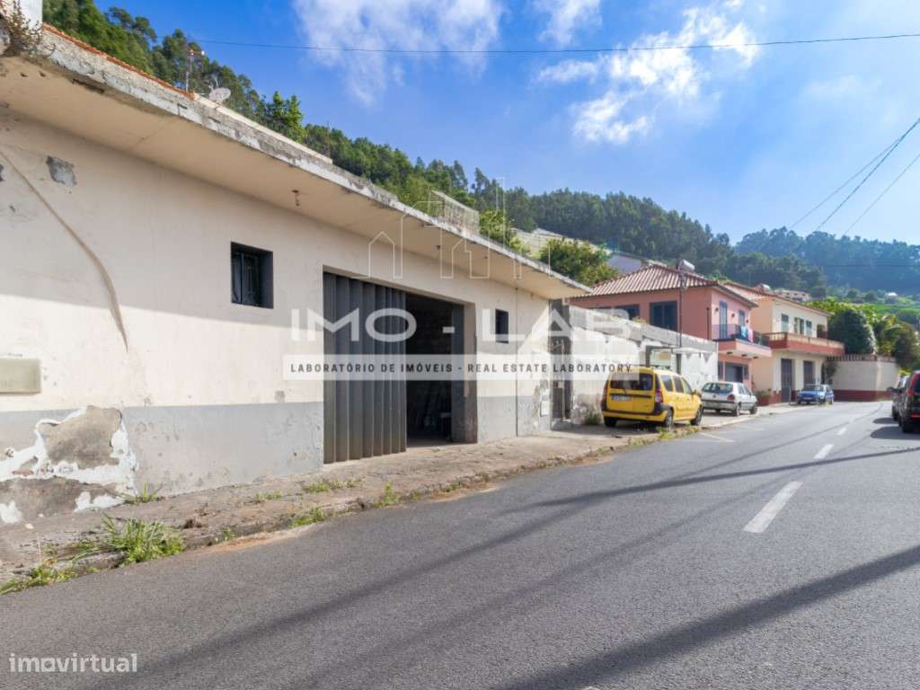 Moradia T2 - Ampla Garagem - Câmara de Lobos-9