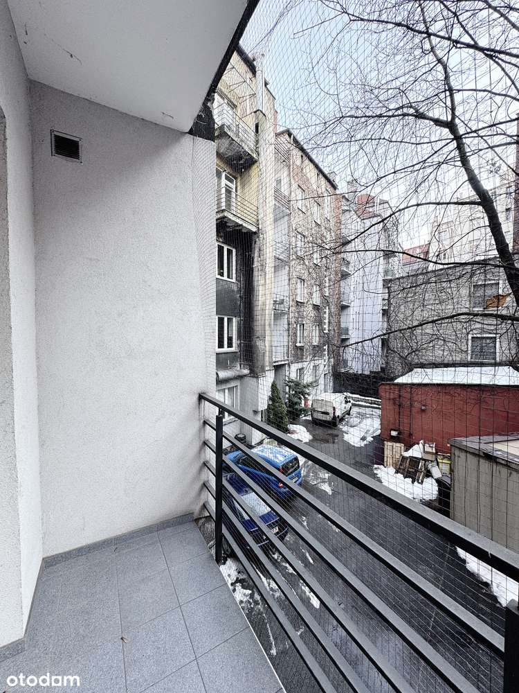 Apartament 5 pok, centrum, plac Andrzeja, gotowy do  zamieszkania-17