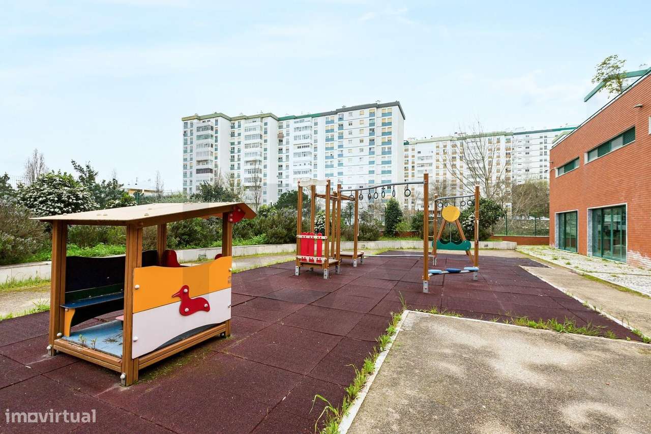 Apartamento T3 | Com Vista Mar e Varandas | Paço de Arcos-49