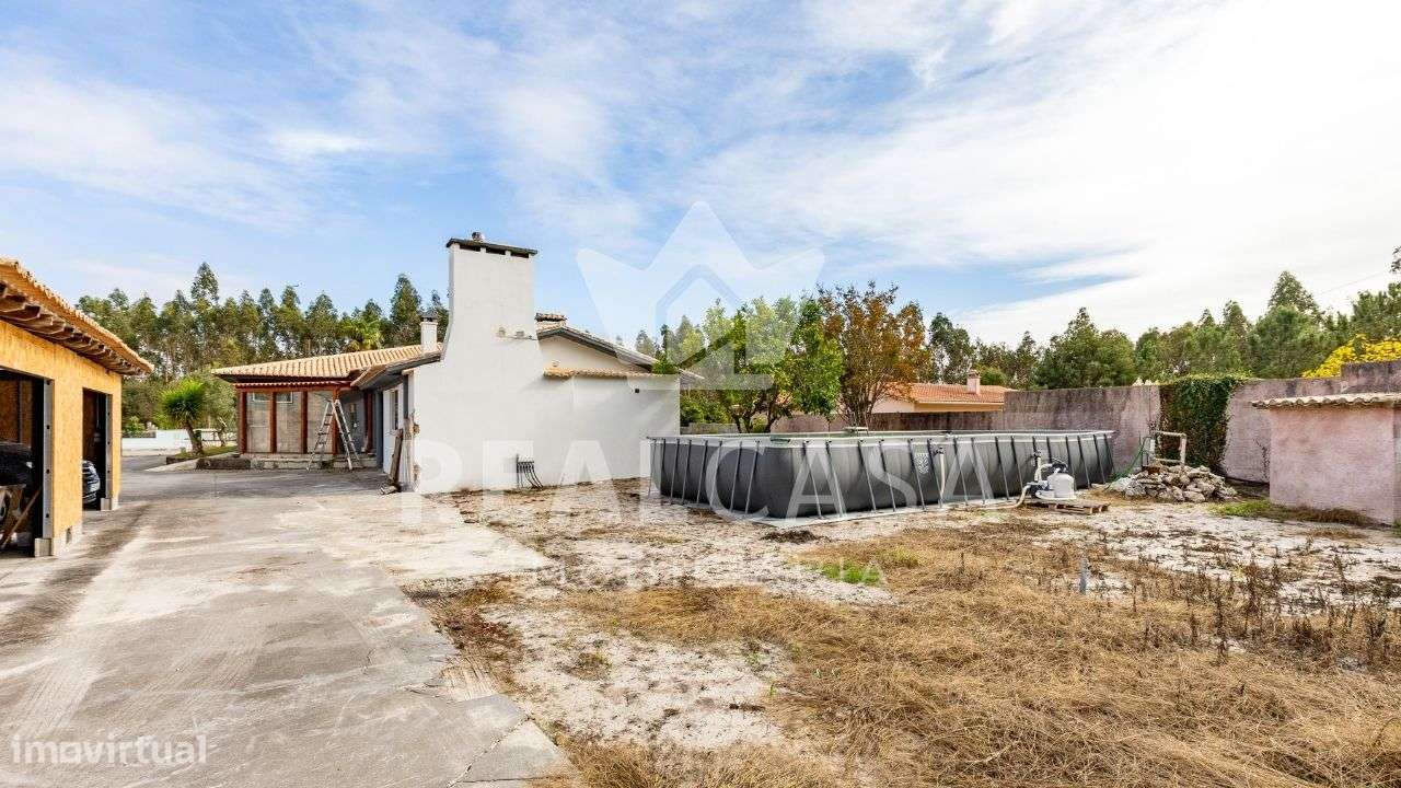 Moradia Térrea T5 em Marinha Grande-50