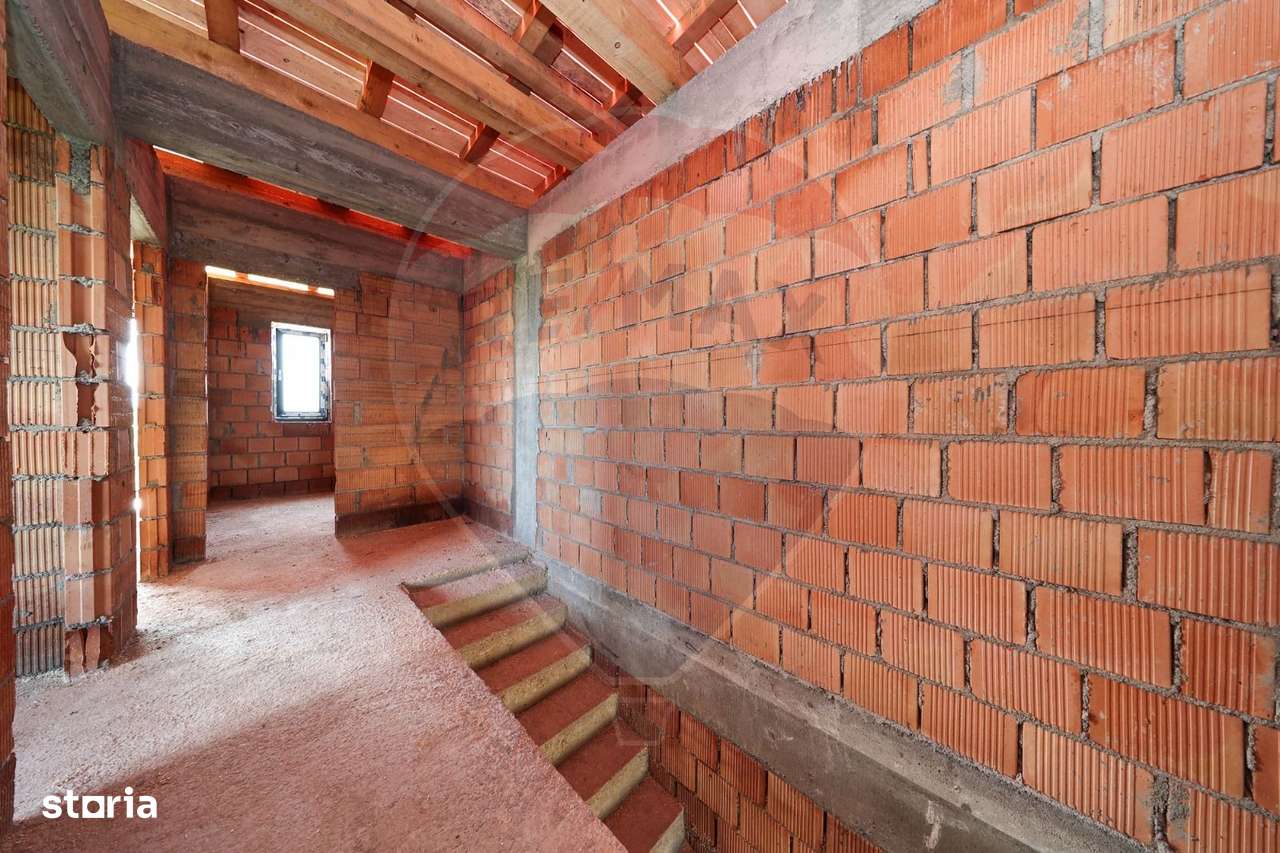 Întreg duplex de vânzare în cartier Izvor, Brașov - Imagine principală: 5/11