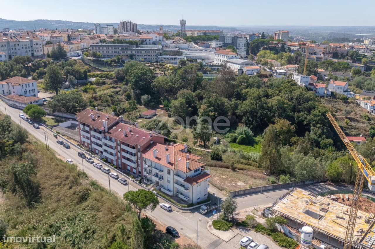 Apartamento T2 Duplex em Santo António dos Olivais, Coimbra-33