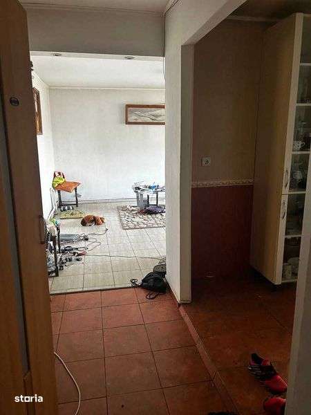 Vand apartament 4 camere central Otopeni - Imagine principală: 5/8