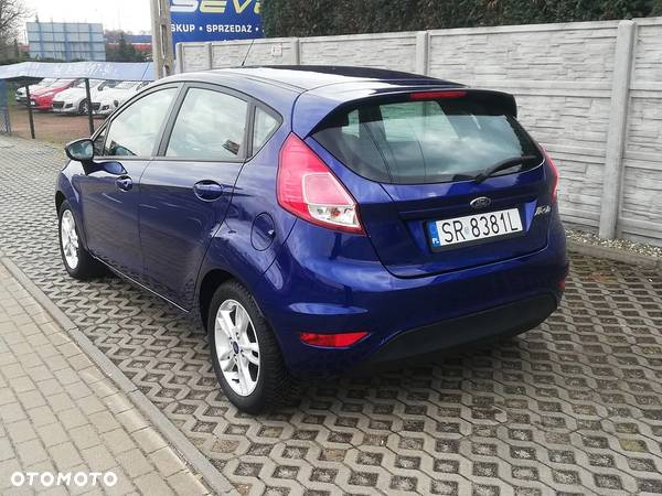 Ford Fiesta - 2