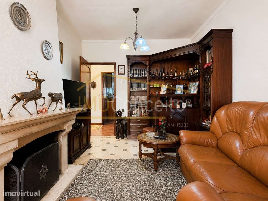 Moradia T3 em Porto Mendo - Tomar-28