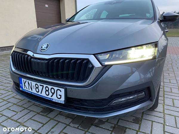 Skoda Octavia 2.0 TDI Ambition DSG - 9