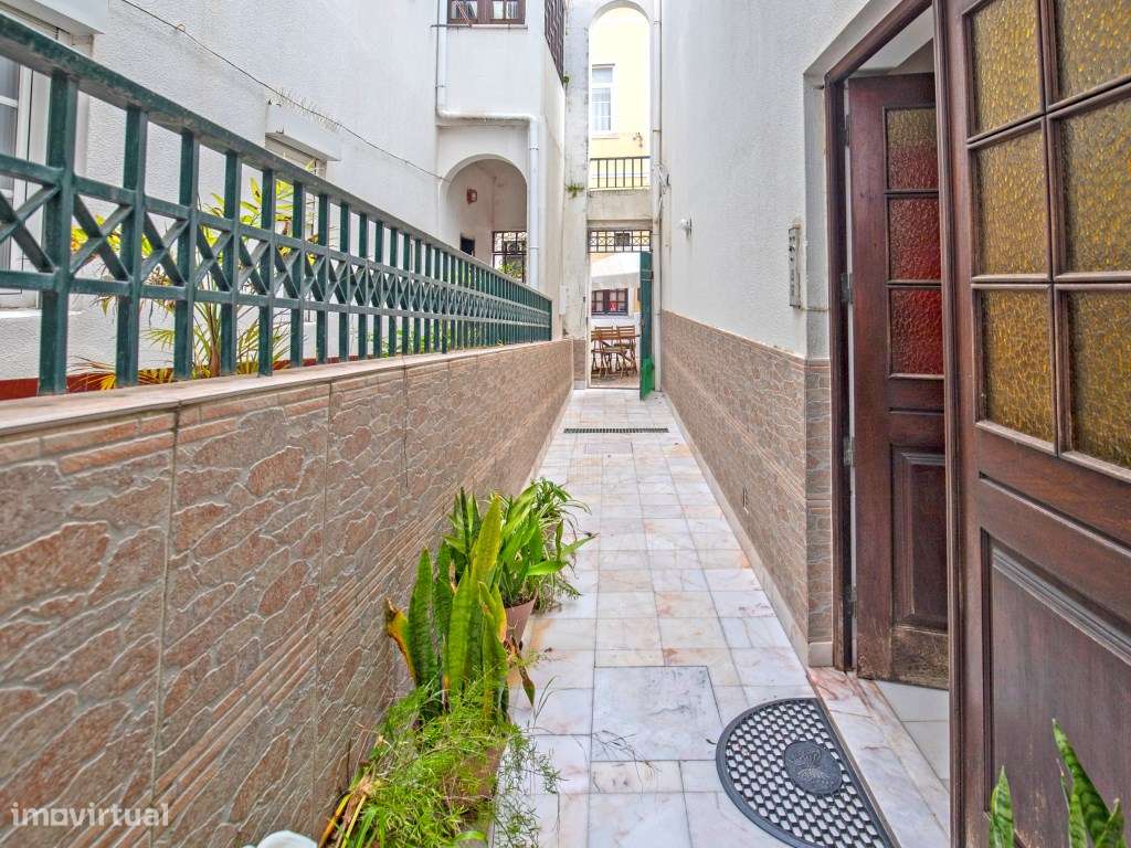 EXCLUSIVO | Apartamento T2 na 2ª Linha da Praia de Sesimbra - Excel... - Grande imagem: 4/25