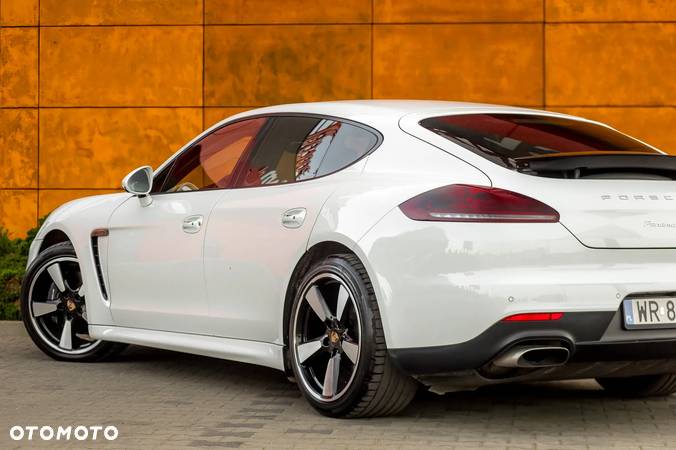 Porsche Panamera Diesel Platinum Edition - 12