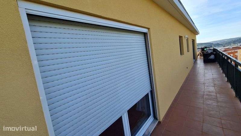 Permuta Apartamento T3 - último andar com 300 m2  - ÚNICO - Grande imagem: 4/12