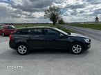 Volvo V60 D3 Geartronic Momentum - 9