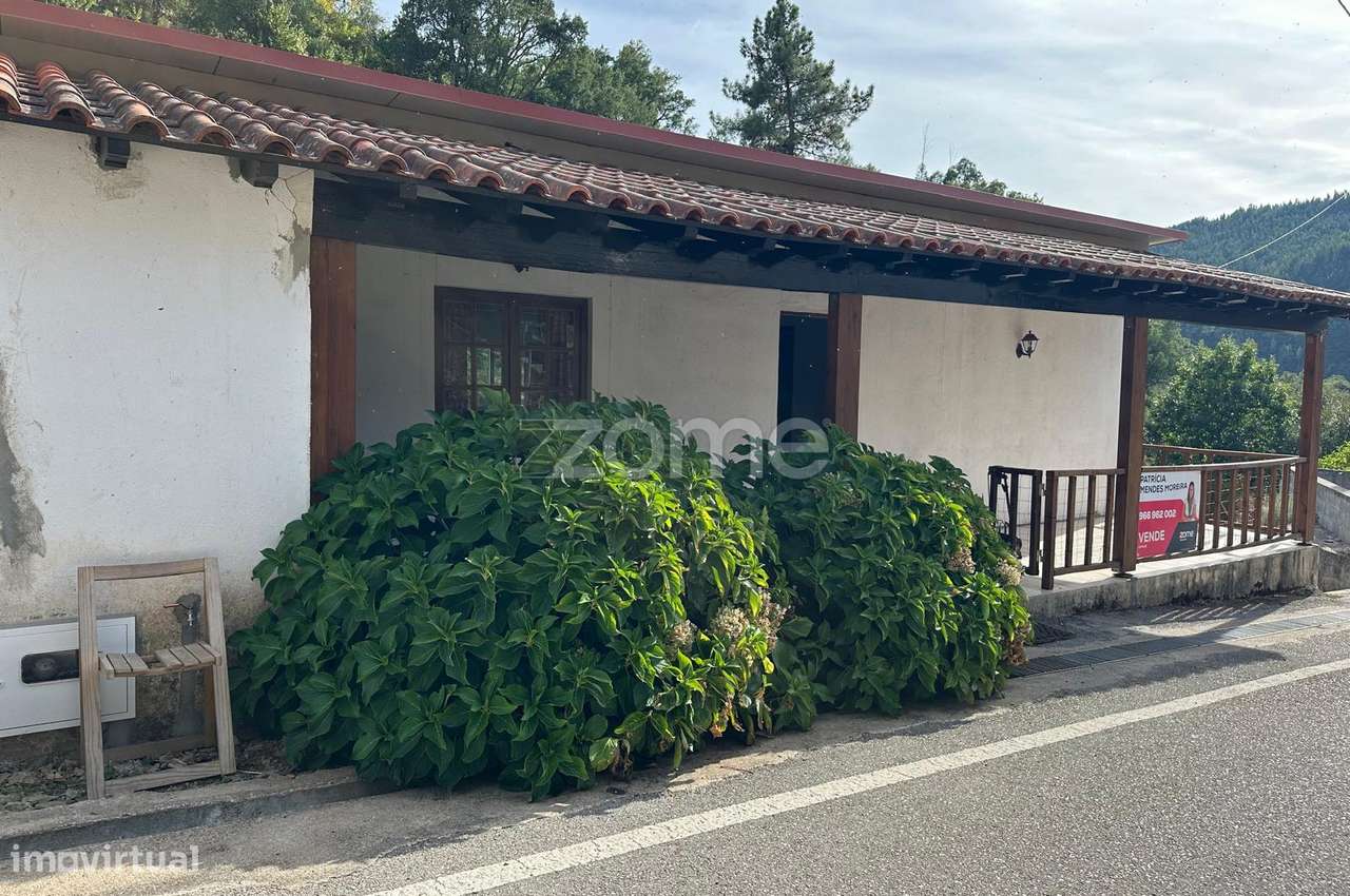 Moradia T5 c/ três pisos |Logradouro e quintal | 50m de Praia Fluvial - Grande imagem: 3/41