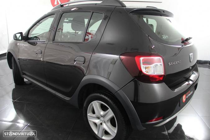 Dacia Sandero 0.9 TCe Stepway - 17