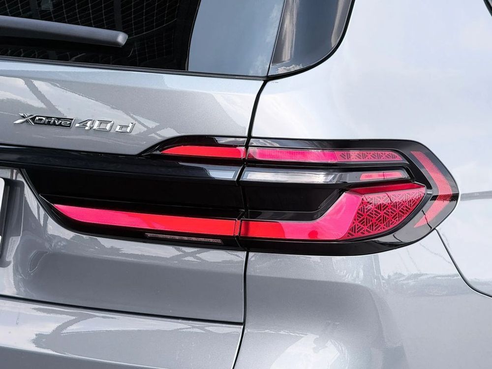 BMW X7 Xdrive40D MHEV M Sport Sport 2026 — zdjęcie 5