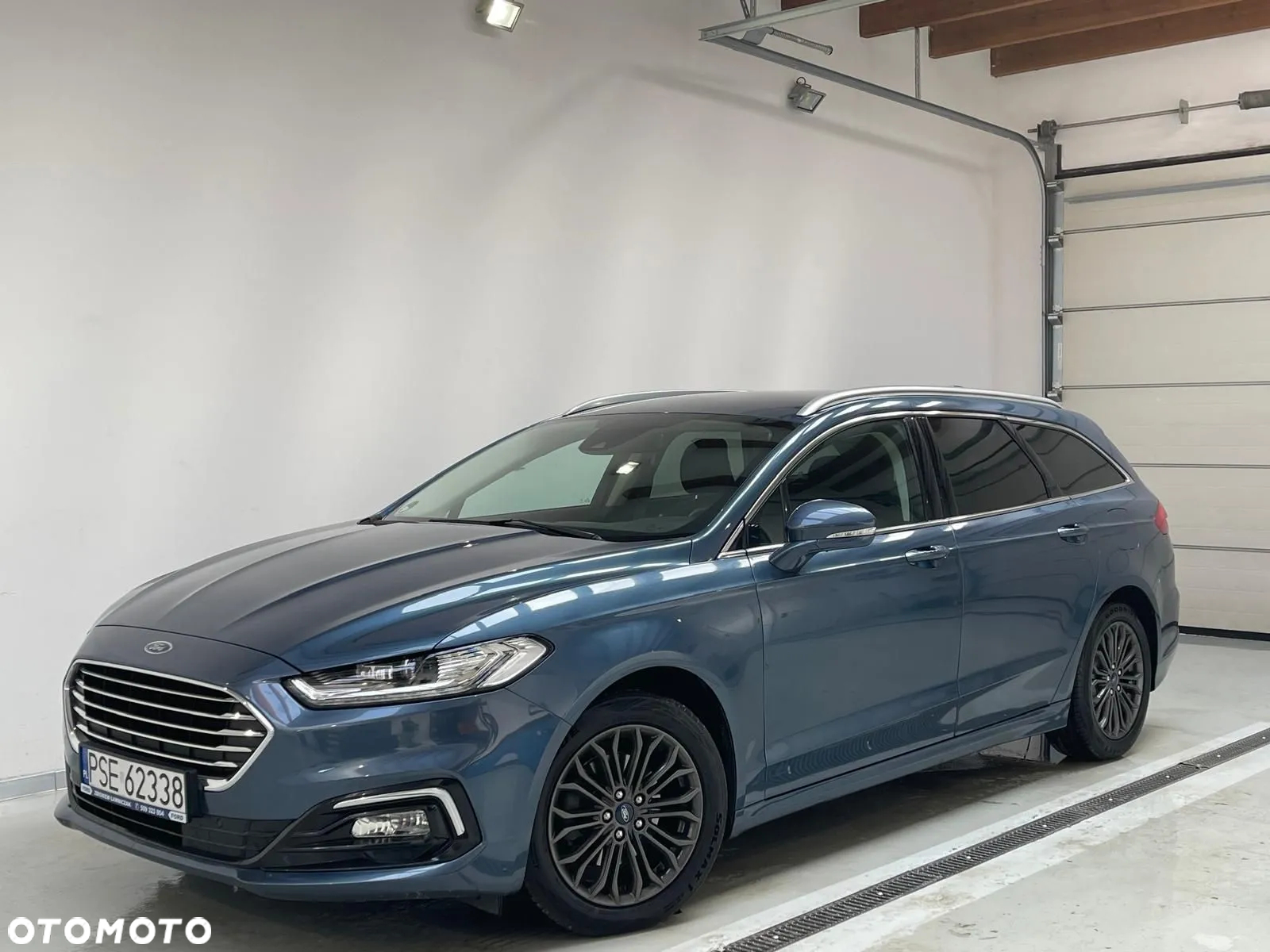 Ford Mondeo 2.0 EcoBlue Titanium - 12