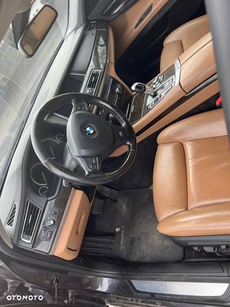 BMW Seria 7 740d xDrive Edition Exclusive - 3