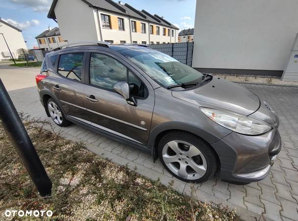 Peugeot 207 - 3