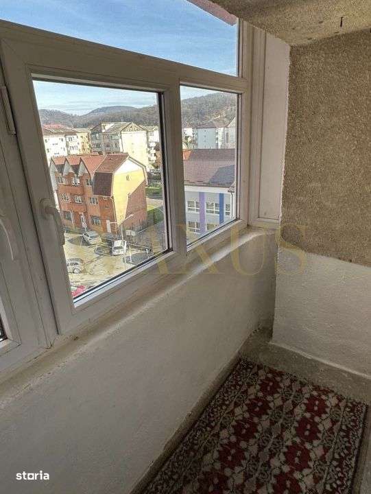 Apartament 3 camere, etaj 4, zona centrala - Imagine principală: 5/6