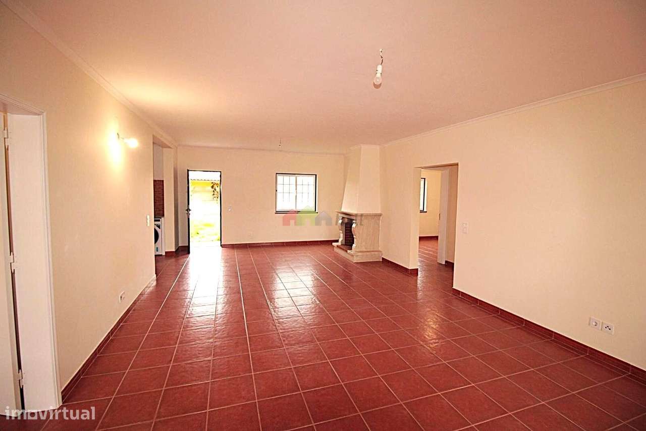 Moradia Independente T3+2 de piso único c/piscina – Glória do Ribatejo - Grande imagem: 5/42