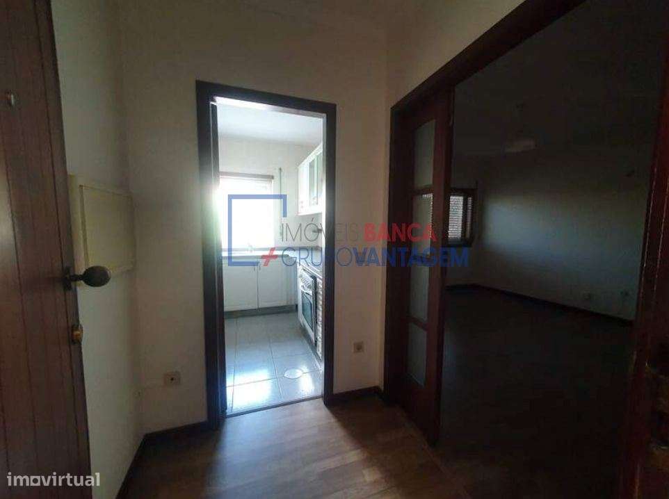 APARTAMENTO T1 - RAMALDE - PORTO - Grande imagem: 2/12