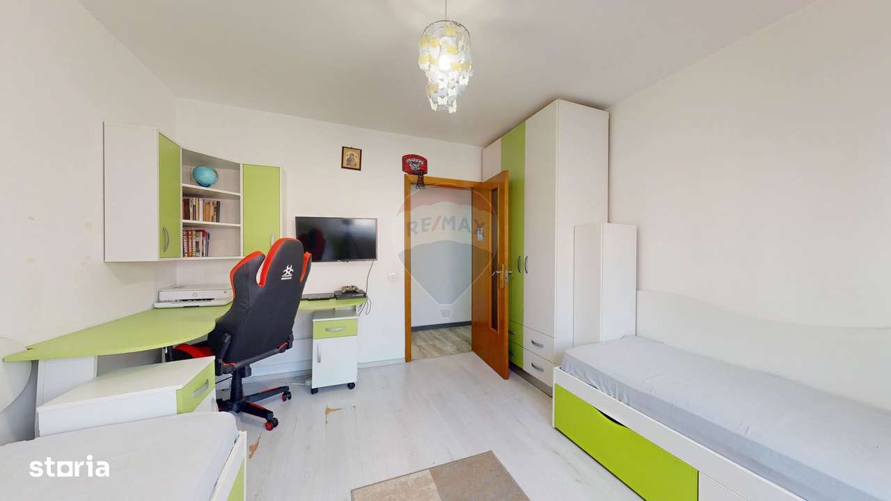 Apartament 3 camere, 2 băi, 2 parcări de vânzare zona Avantgarden 2-17