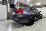 BMW Seria 3 320i - 8