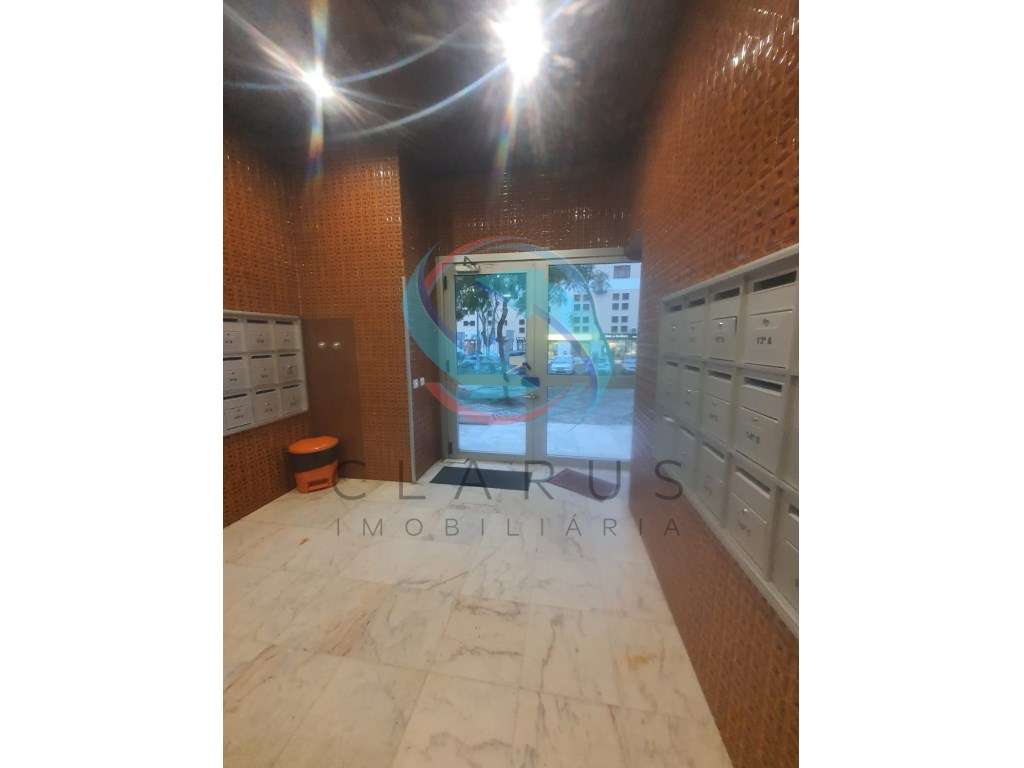 Excelente Apartamento T2 -Almada-27