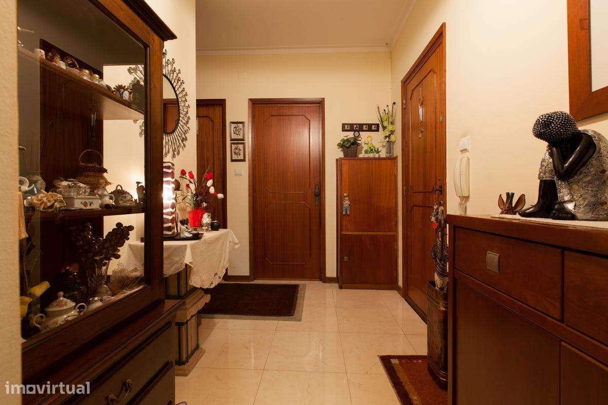 Quarto - localizado em Rio Tinto Porto - Grande imagem: 4/6