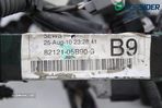 Instala elect comparti motor Toyota Avensis Sedan|09-11 - 10