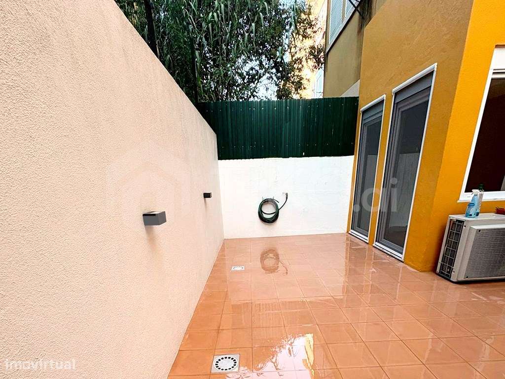 APARTAMENTO T2 COM DOIS TERRAÇOS PRIVATIVOS | PENHA DE FRANÇA – LISBOA - Grande imagem: 4/29