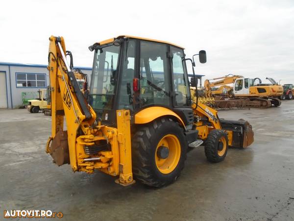 JCB Midi 2CX - 3