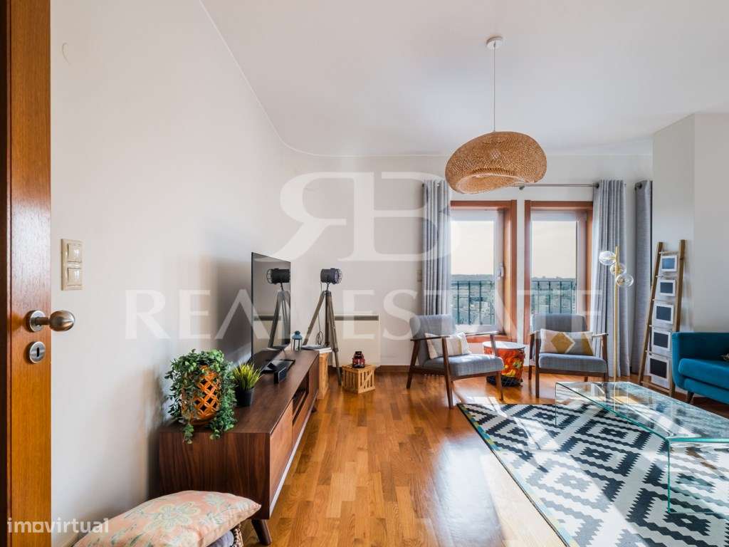 T3 com GARAGEM para 2 carros + 1 suite + Arrecadação, em TELHEIRAS ... - Grande imagem: 5/39